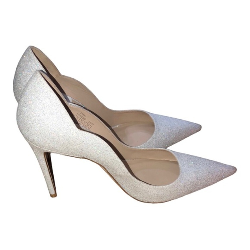 STUART Weitzman SCALLOP white fine glitter dust stiletto PUMP heels size 9.5 new